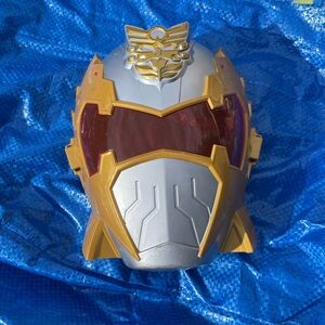 Bandai Power Rangers Robo Knight Force Mask - 2013